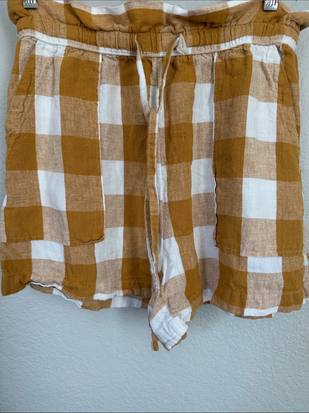 WHO WHAT WEAR | Gingham Check Yellow Drawstring Linen Blended Shorts SZ - S - Picture 4 of 6